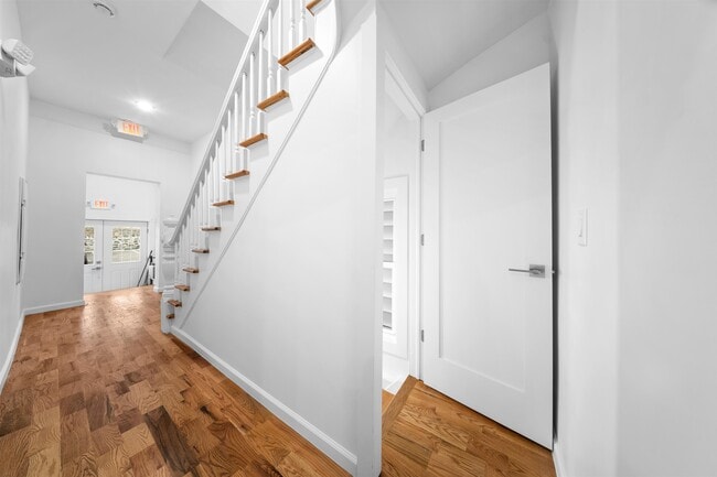 Photo - 1111 53rd St Unit 1