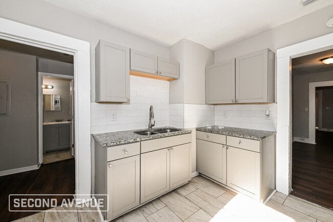 Photo - 1548 W 23rd St