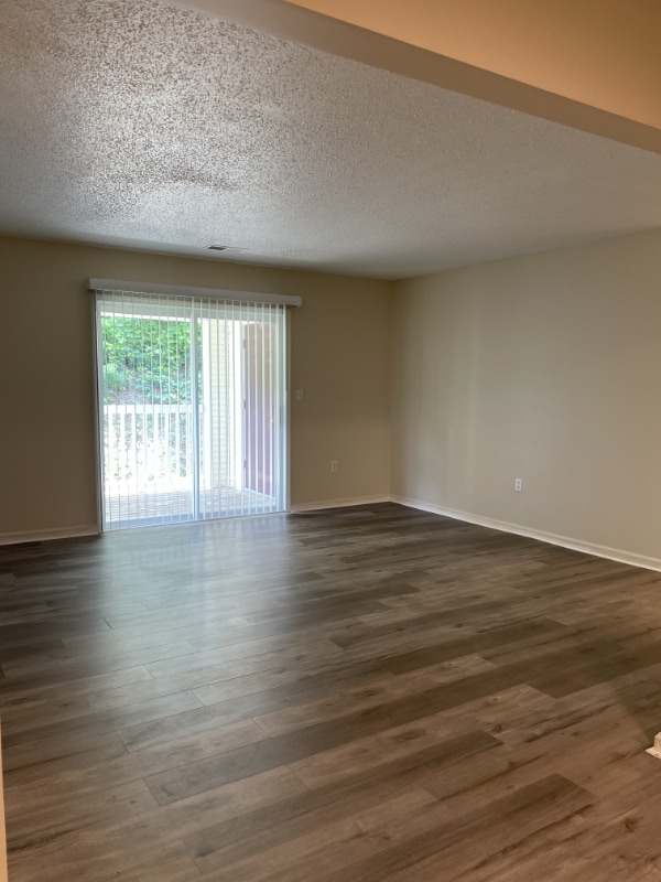 Photo - 585 Franklin Grove Church Rd Unidad 1C