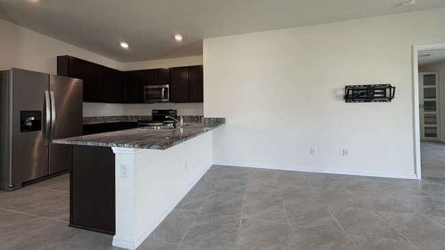 Photo - 5699 Chorleywood Ln