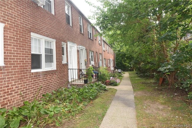 Photo - 101 Carpenter Ave Unit B7