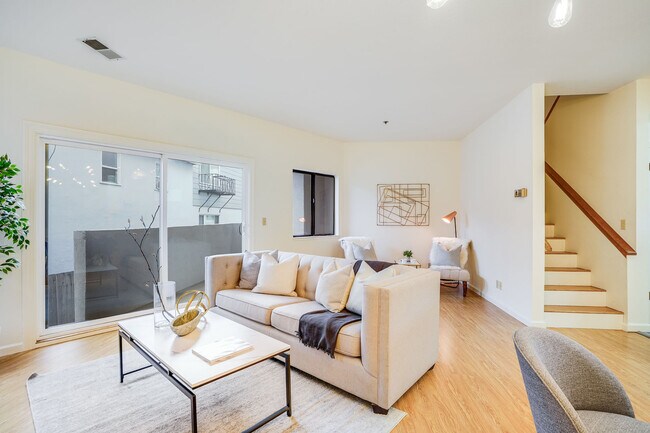 Photo - 1444 El Camino Real