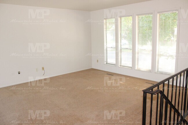 Photo - 1205 Fuqua Dr