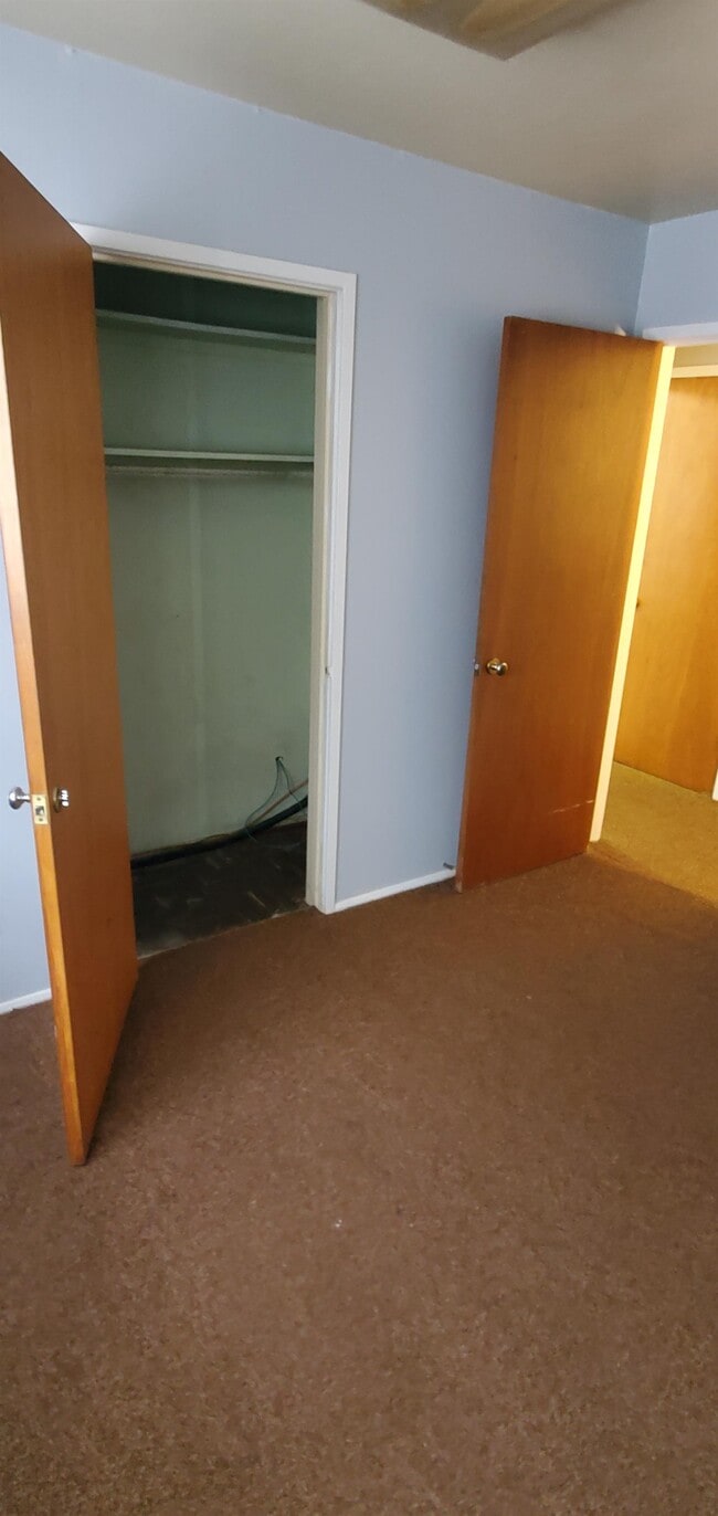 Photo - 182 Jacolyn Dr NW