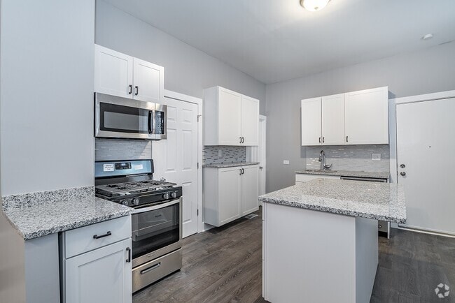 Building Photo - 1806 N Richmond St Unit 1R Rental