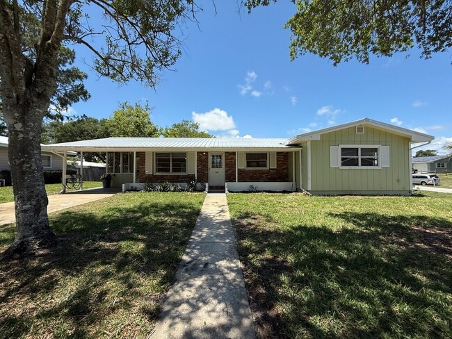 Building Photo - 209 Phoenetia Dr