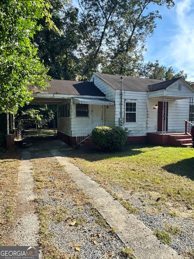 Photo - 1282 Hartley St