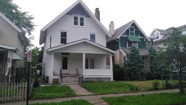 Building Photo - 144 E Tompkins St Rental