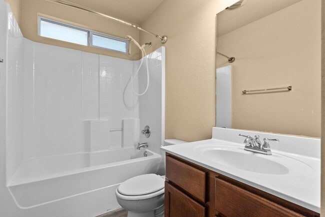 Photo - 417 Emerald Ridge Dr