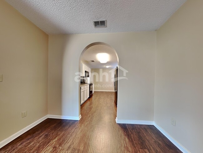 Photo - 7765 Spring Branch Dr N