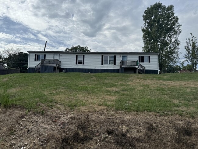 Building Photo - 627 Flinn Ave Rental