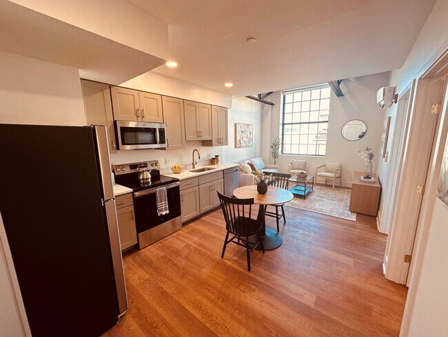 Photo - Fox Apartments