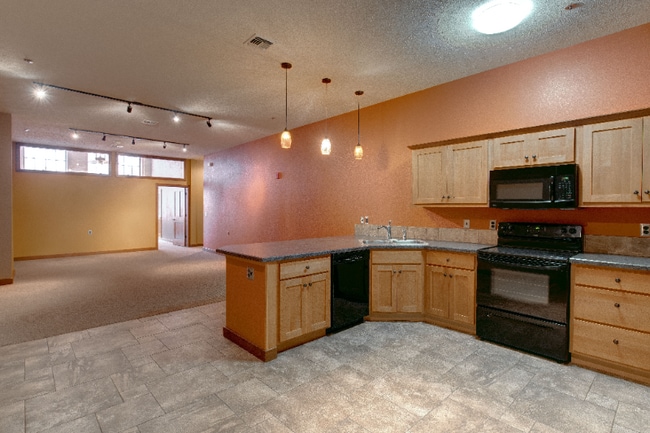 Photo - 134 S Santa Fe Ave