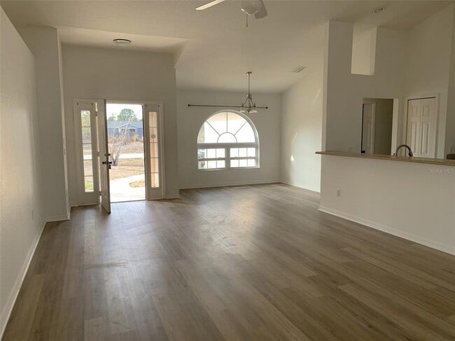 Photo - 12516 Willmington Blvd