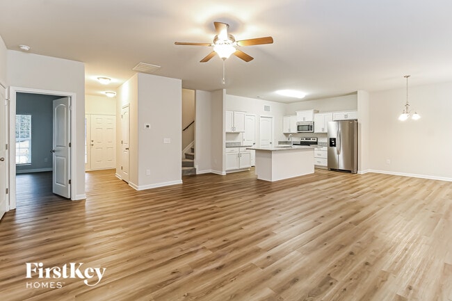 Photo - 1136 Scarlett Dr