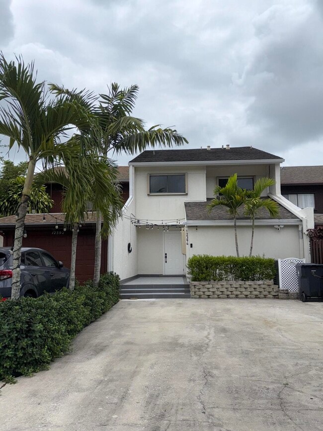 Photo - 12394 Westhampton Cir