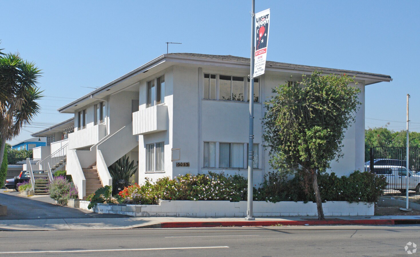 Photo - 3053 S Robertson Blvd Apartments