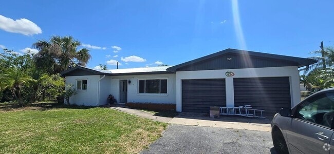 Building Photo - 625 Pompano Terrace Rental