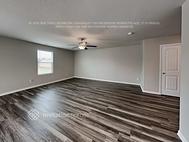 Photo - 860 Avery Pond Dr