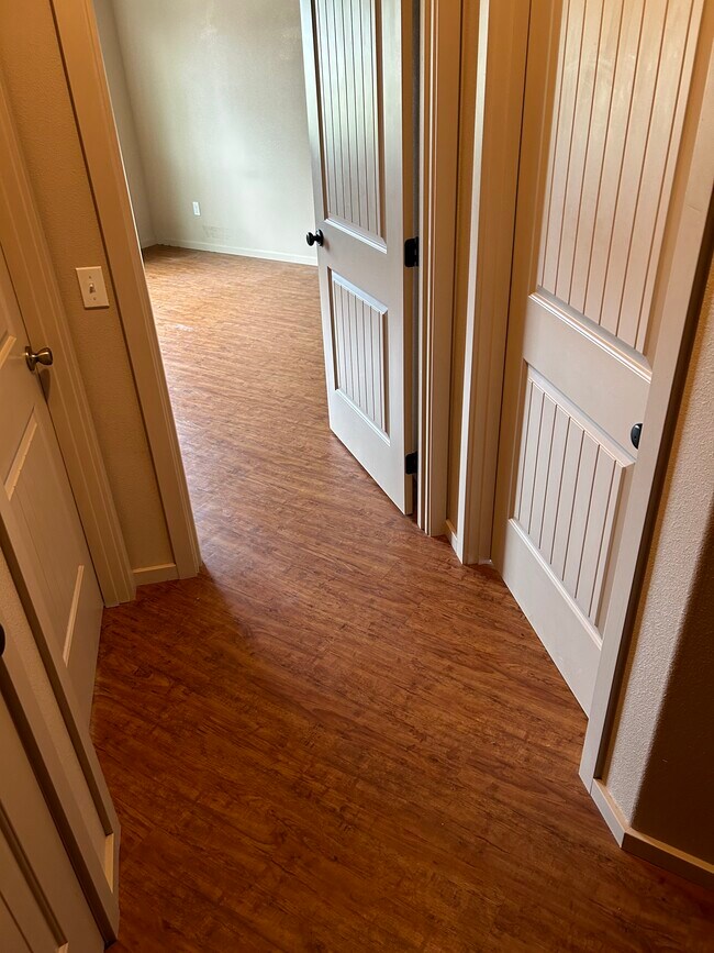 3 Bedrooms upstairs