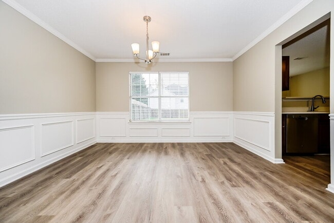 Photo - 2753 Elkmont Ridge SW