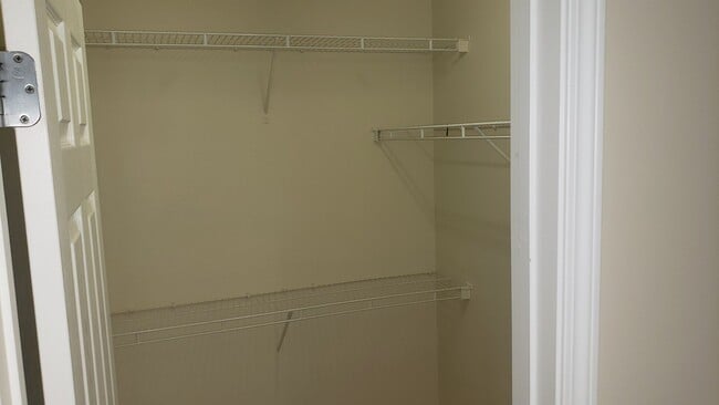 Photo - Fabulous 3br 3.5ba End Unit TH in Cornerst...