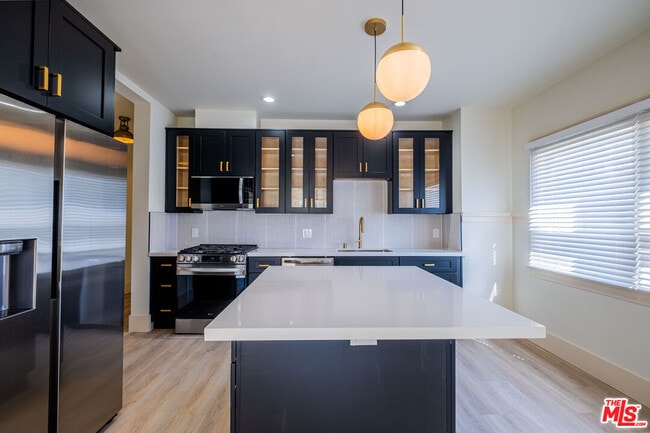 Photo - 216 N Catalina Ave Unit 216B