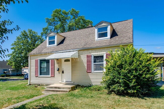 Building Photo - 3233 Hiawatha St Rental