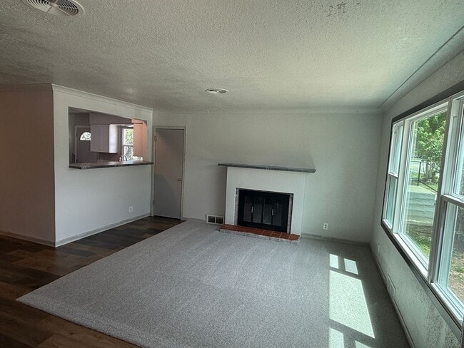 Photo - 410 Quincy St Unit 1