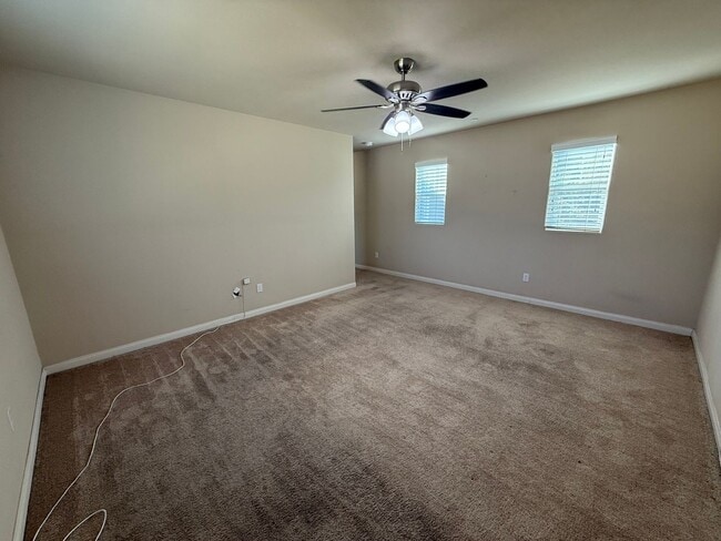 Photo - Spacious 3-Bedroom Home in the Desirable U...
