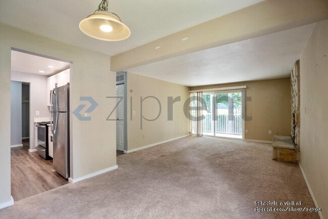 Photo - 9807 NE 124th St