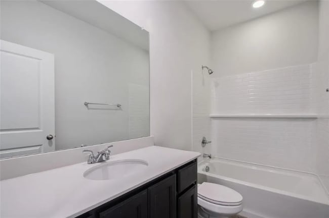 Photo - 1613 Abbottsford Ave