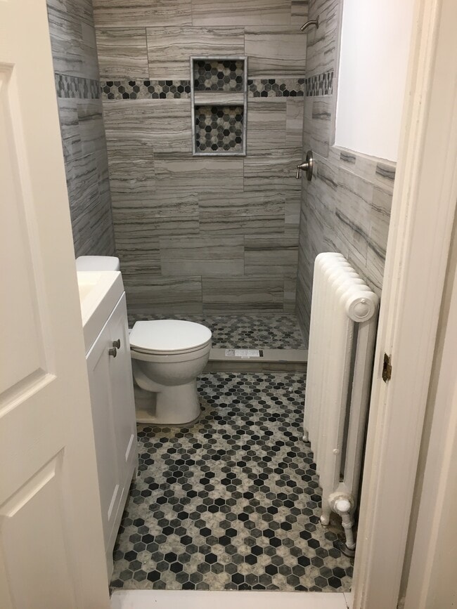 Photo - 430 W Bringhurst St Unit 2