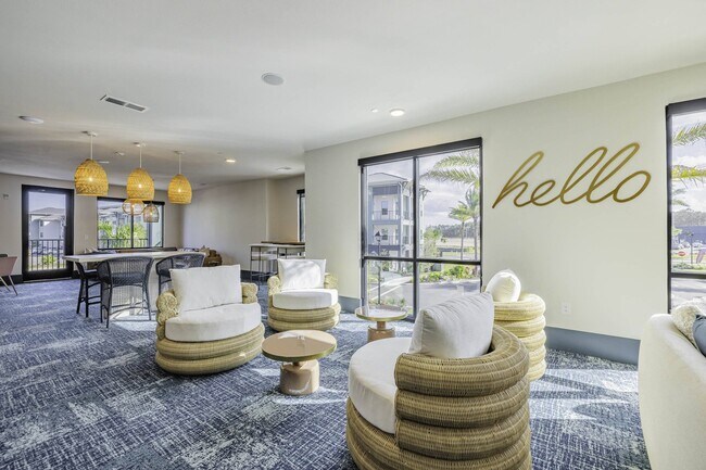 Cyber Lounge - Forena Luxury Living