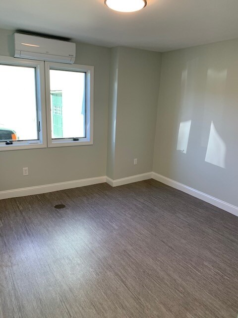 Photo - 5682 Post Rd Unidad C