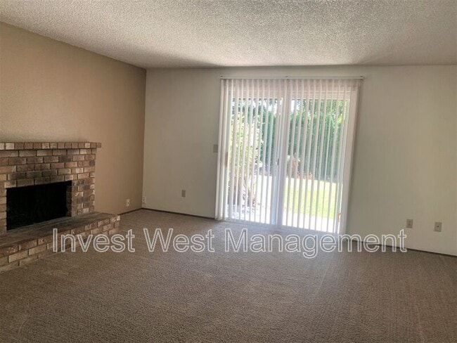 Photo - 14017 NE Keyes Ct