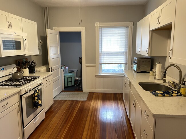 Photo - 163 Fellsway W Unit 1