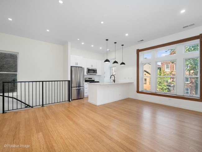 Photo - 842 N Wolcott Ave Unit Flat B