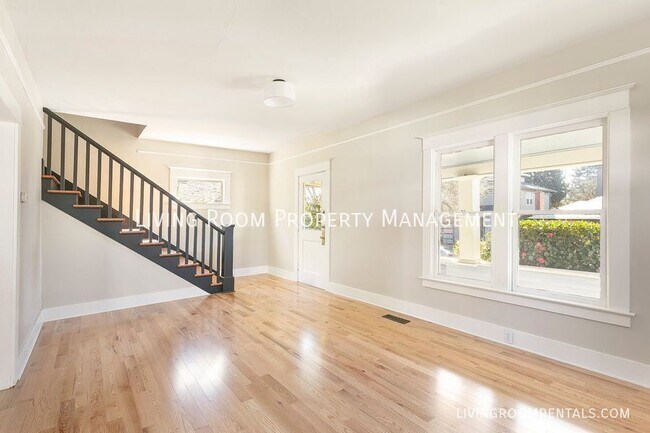 Photo - 6303 SE Windsor Ct