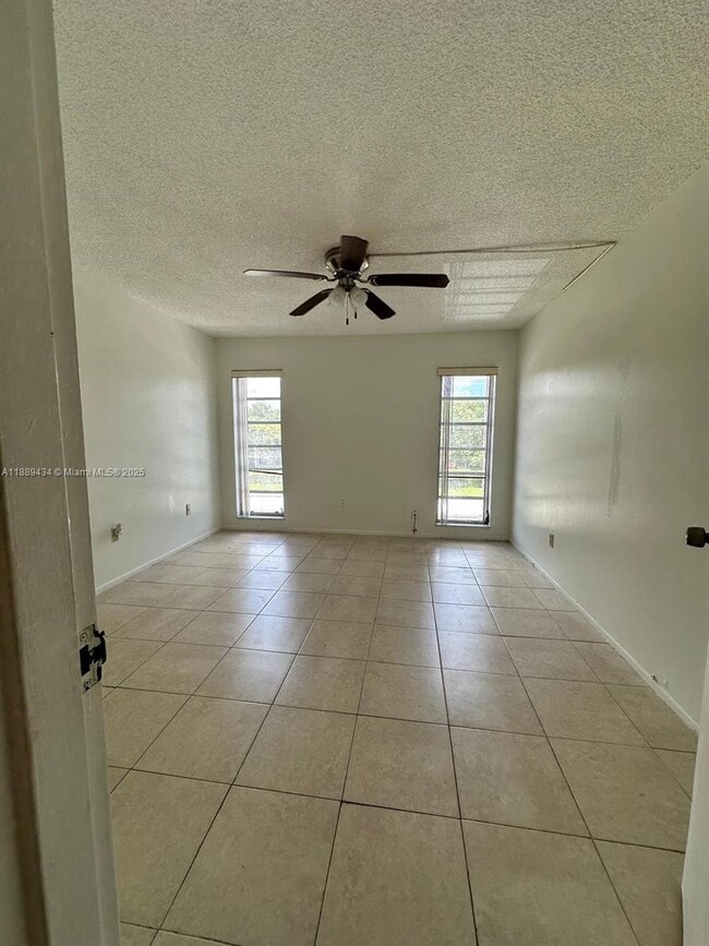 Photo - 4848 NW 24th Ct Unit 309