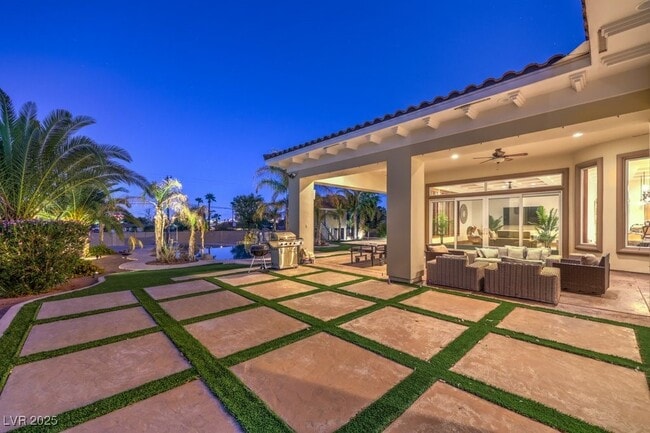 Photo - 2780 El Camino Rd