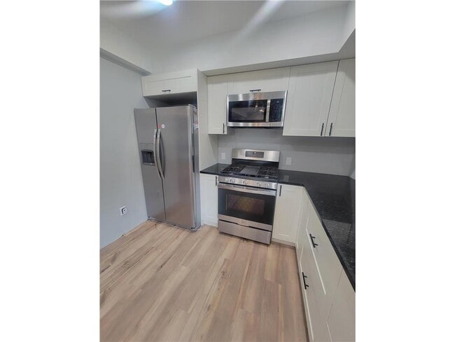 Photo - 47 6th Ave S