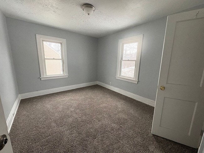 Photo - 1007 Elbon Rd