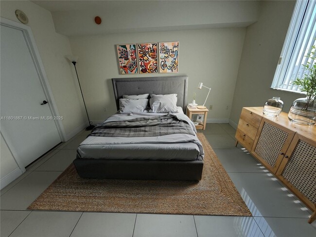 Photo - 1861 NW S River Dr Unidad 1602
