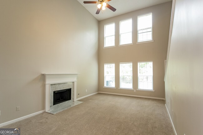 Photo - 9535 Lakeview Rd