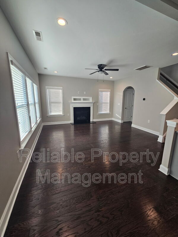 Photo - 36 Douglas Fir Pl