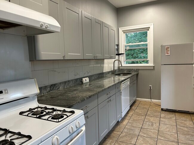 Photo - 23 Weston St Unit 21