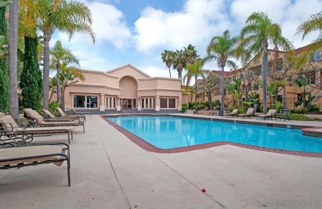 Photo - 3957 Nobel Dr Unit Venetian San Diego