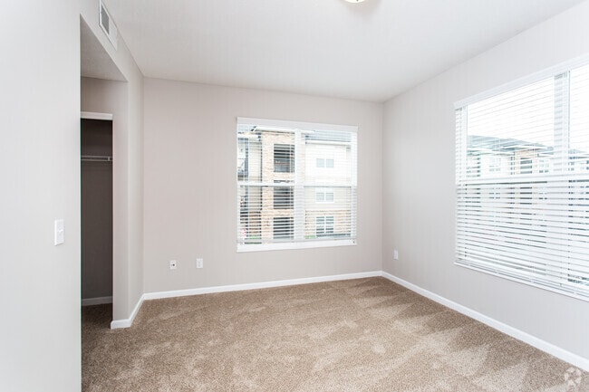 1BR, 1BA - 720 SF - Suite H