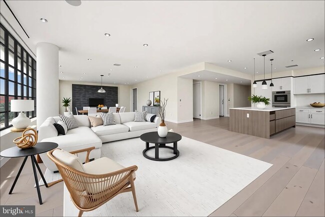 Photo - 1055 Wisconsin Ave NW Unidad 4E